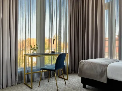 Liberté 33, an Ascend Collection Hotel, photo 7 of 10