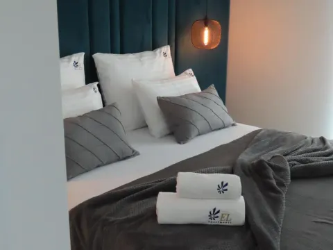 EL Apartments - Polaris, photo 6 of 10