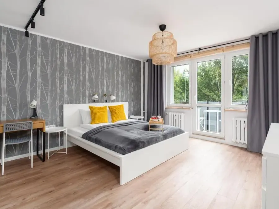 Green View Apartment with Balcony Winogrady by Noclegi Renters, photo 1 of 10