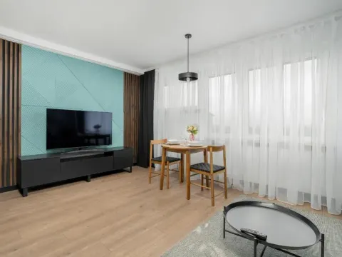 Spacious Apartment in a quiet area of Poznań by Noclegi Renters, photo 10 of 10