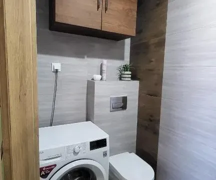 Apartament Rzeczańska Poznań, 50m2, dwie sypialnie z salonem i aneksem kuchennym, balkon, parking podziemny, czwarte piętro, winda, nowy blok, photo 8 of 10