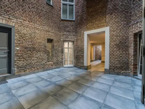Comfortable Underground Studio in Poznań by Rent like home, photo 5 of 10