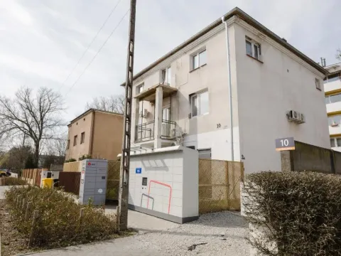Grunwald Raszyńska Bright Apartment by BookingHost, photo 6 of 10