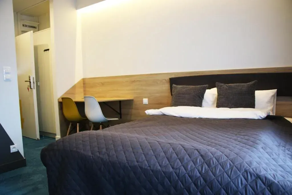 Lemon Plaza Hotel, photo 1 of 10