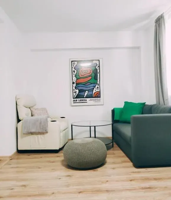 2-room, garden, close to the center, photo 1 of 7
