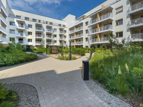 Charming Studio in Poznań with Balcony Close to City Attractions by Noclegi Renters, photo 5 of 10