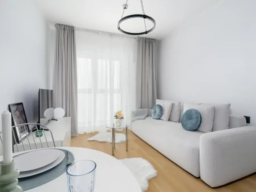 Modern Studio Plac Wolności by Noclegi Renters, photo 1 of 10