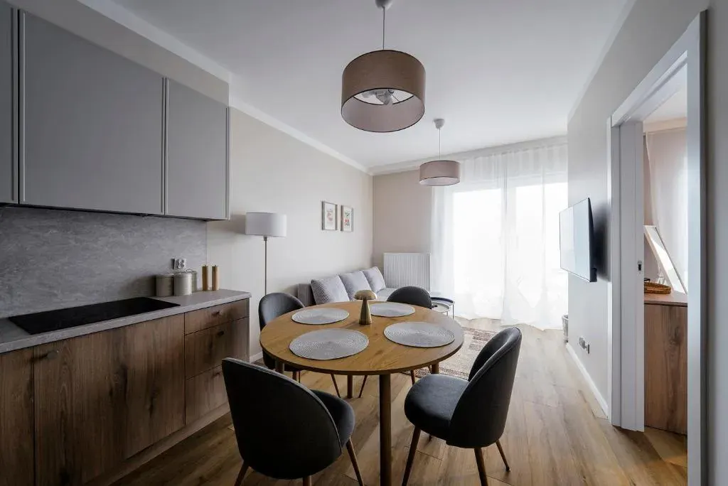 RentPlanet - Apartament Marcelińska, photo 1 of 10