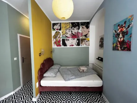 Studio Pop-Art - pokój z łazienką nr 4, photo 2 of 10