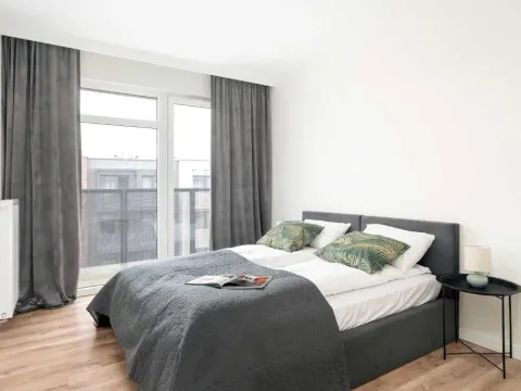 Przestronny Apartament z 2 Sypialniami by Noclegi Renters, photo 9 of 10
