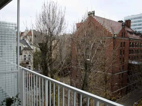 Liberty Apartments 512, photo 5 of 10