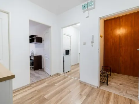 Grunwald Spacious Apartment by BookingHost, photo 4 of 10