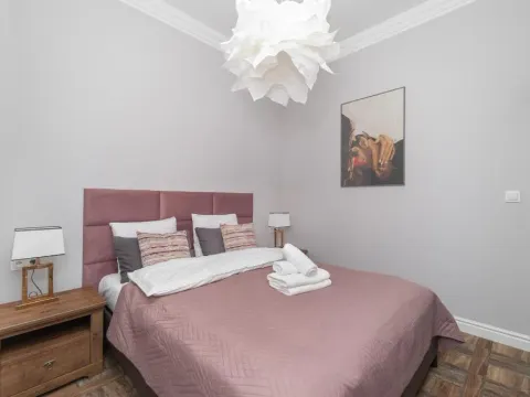 Old Town Comfy Apartment #18 by BookingHost, photo 7 of 10