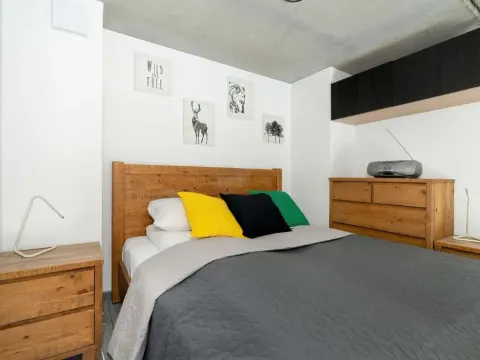 Pet Friendly Cozy Studio with Balcony in Poznań by Noclegi Renters, photo 2 of 10