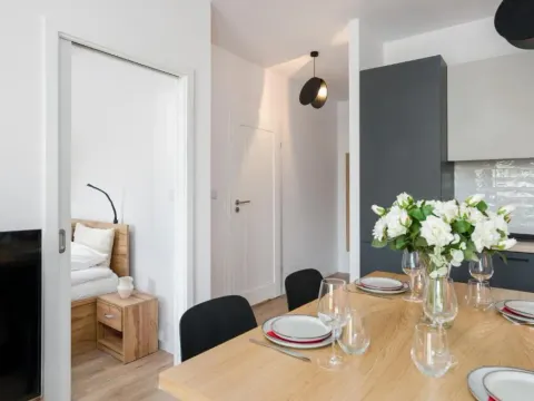 Bukowska 18 Apartment with Balcony MTP Poznań by Noclegi Renters, photo 8 of 10