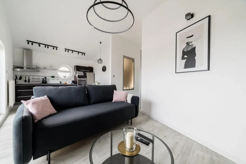 Błażeja Modern Apartment by BookingHost, photo 1 of 10
