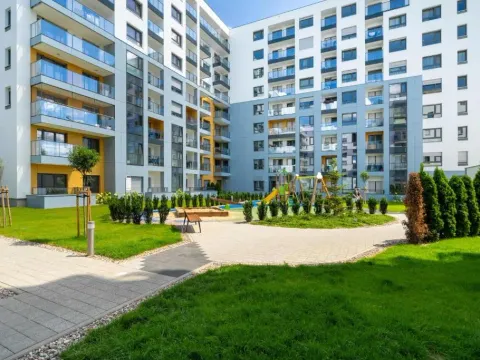 Apartament w Zielonej Okolicy Poznania z Parkingiem by Noclegi Renters, photo 5 of 10