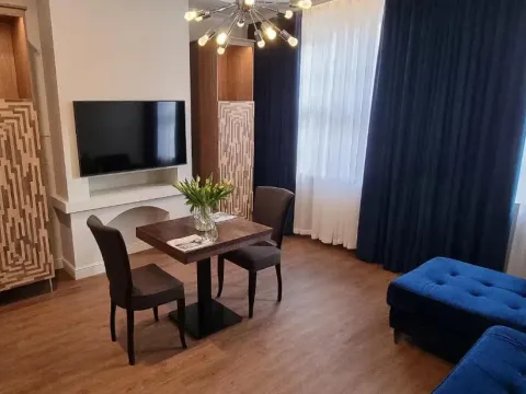 RATUSZOVA Stary Rynek Old Market Boutique Residence & Restaurant, photo 6 of 10